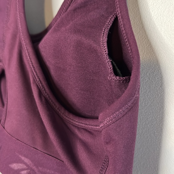 Reebok Sports Bra‎ Purple Medium Support in Size L  NWT - Picture 8 of 13